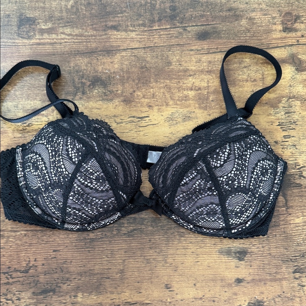 Victoria's Secret Black Lace Push-Up Bra